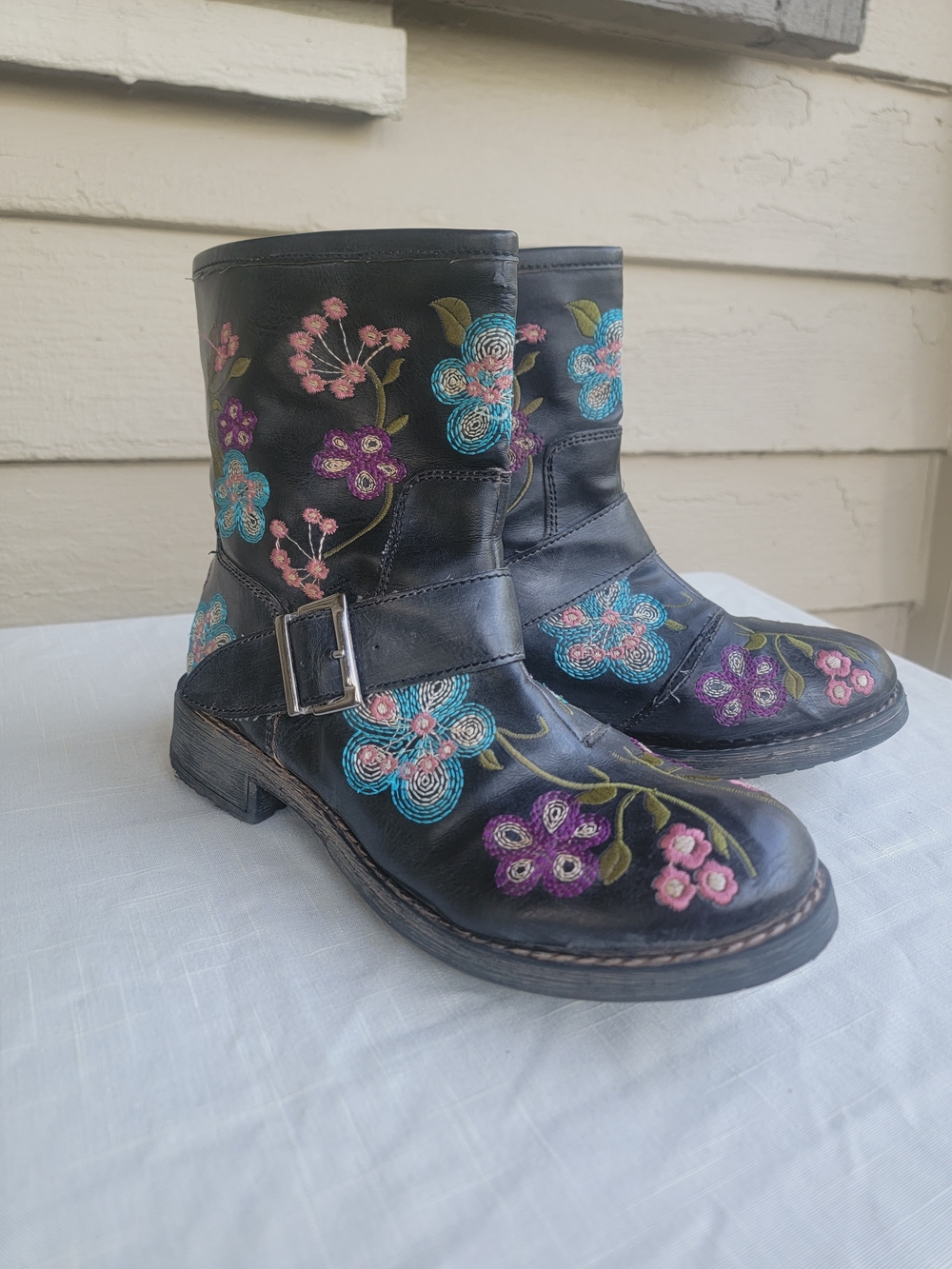 Nae Vegan Leather Women's Black Embroidered Floral Moto Boots